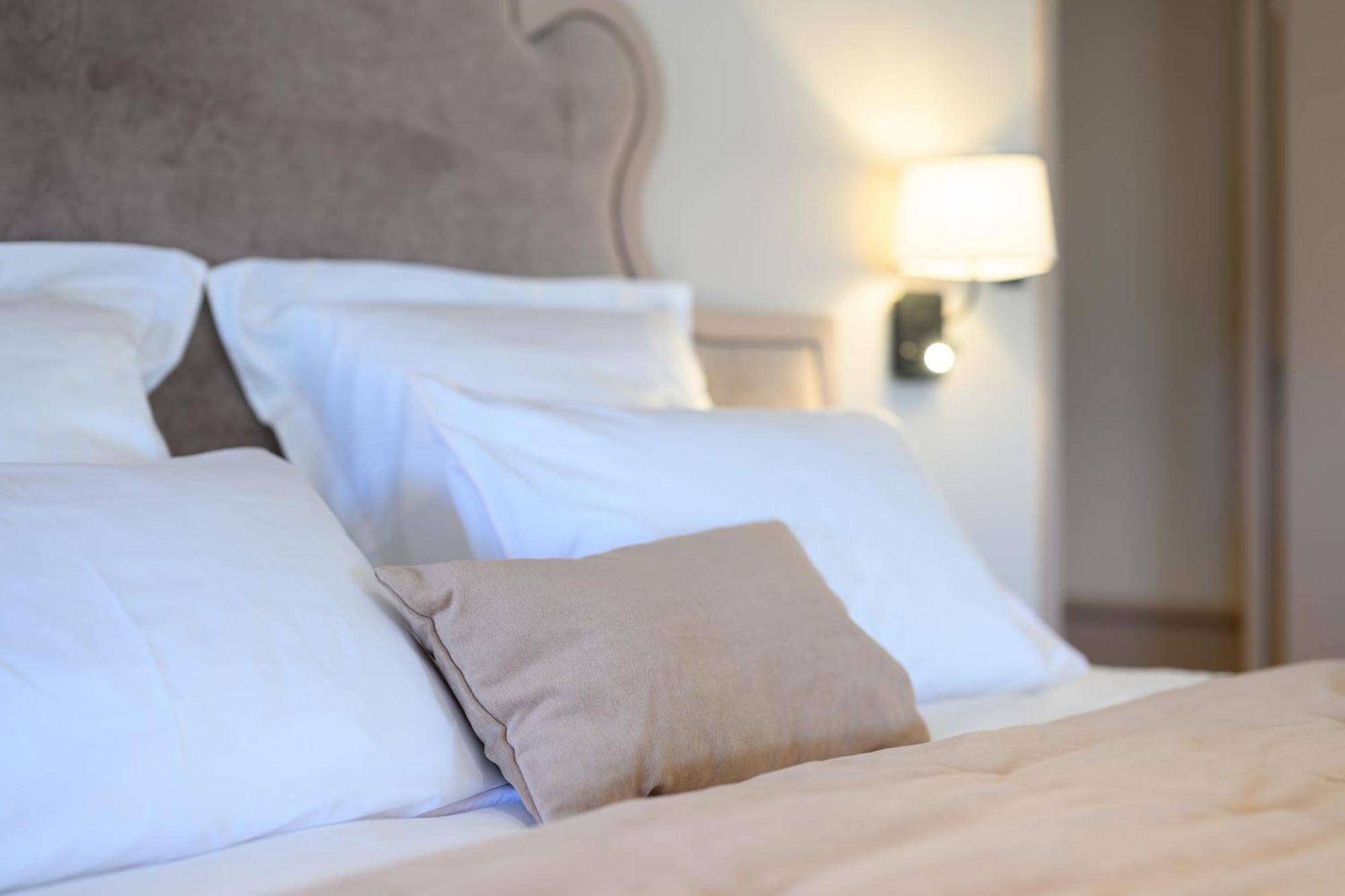 Les Suites Bb, Champagne Besserat De Bellefon Épernay Buitenkant foto