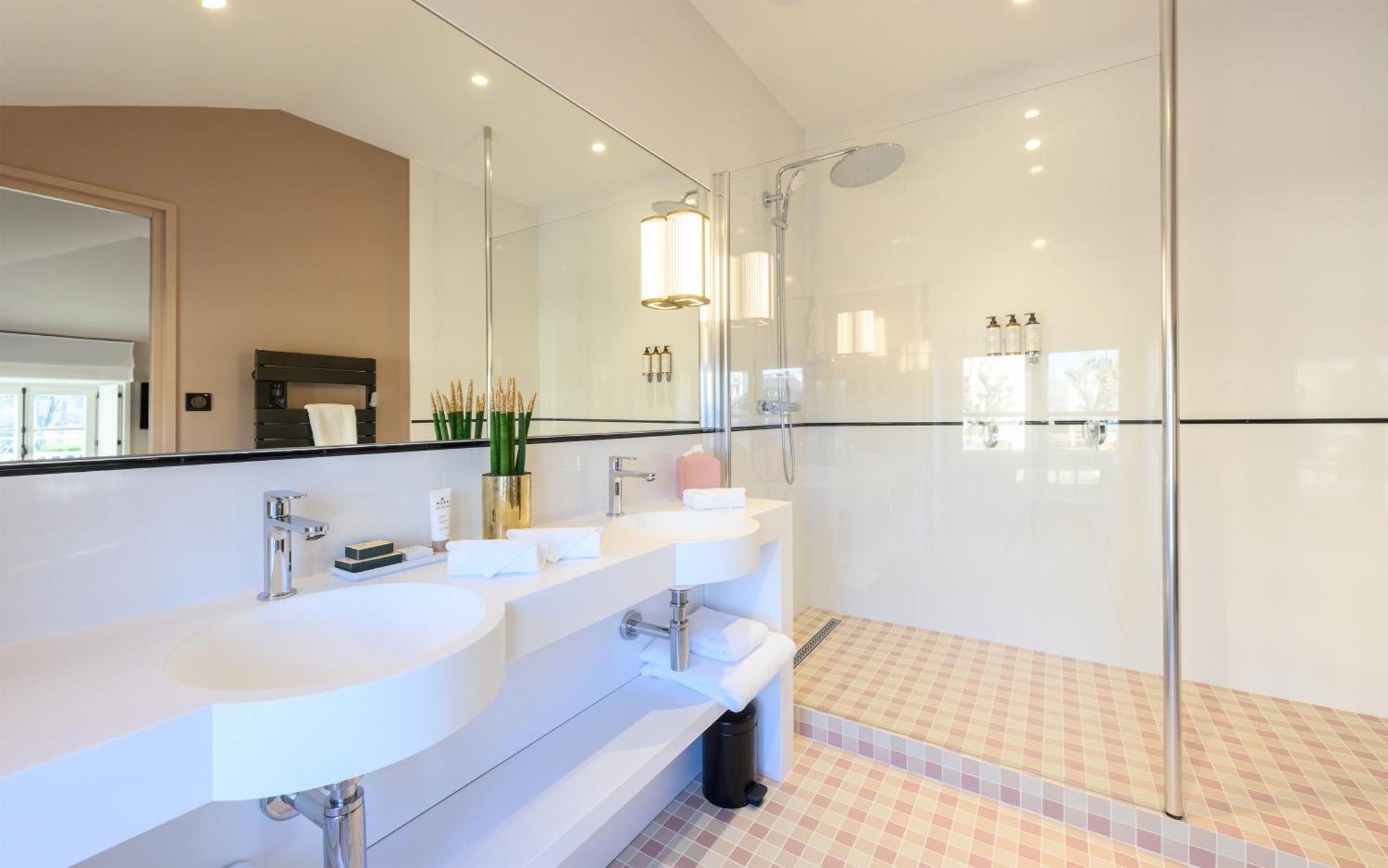 Les Suites Bb, Champagne Besserat De Bellefon Épernay Buitenkant foto