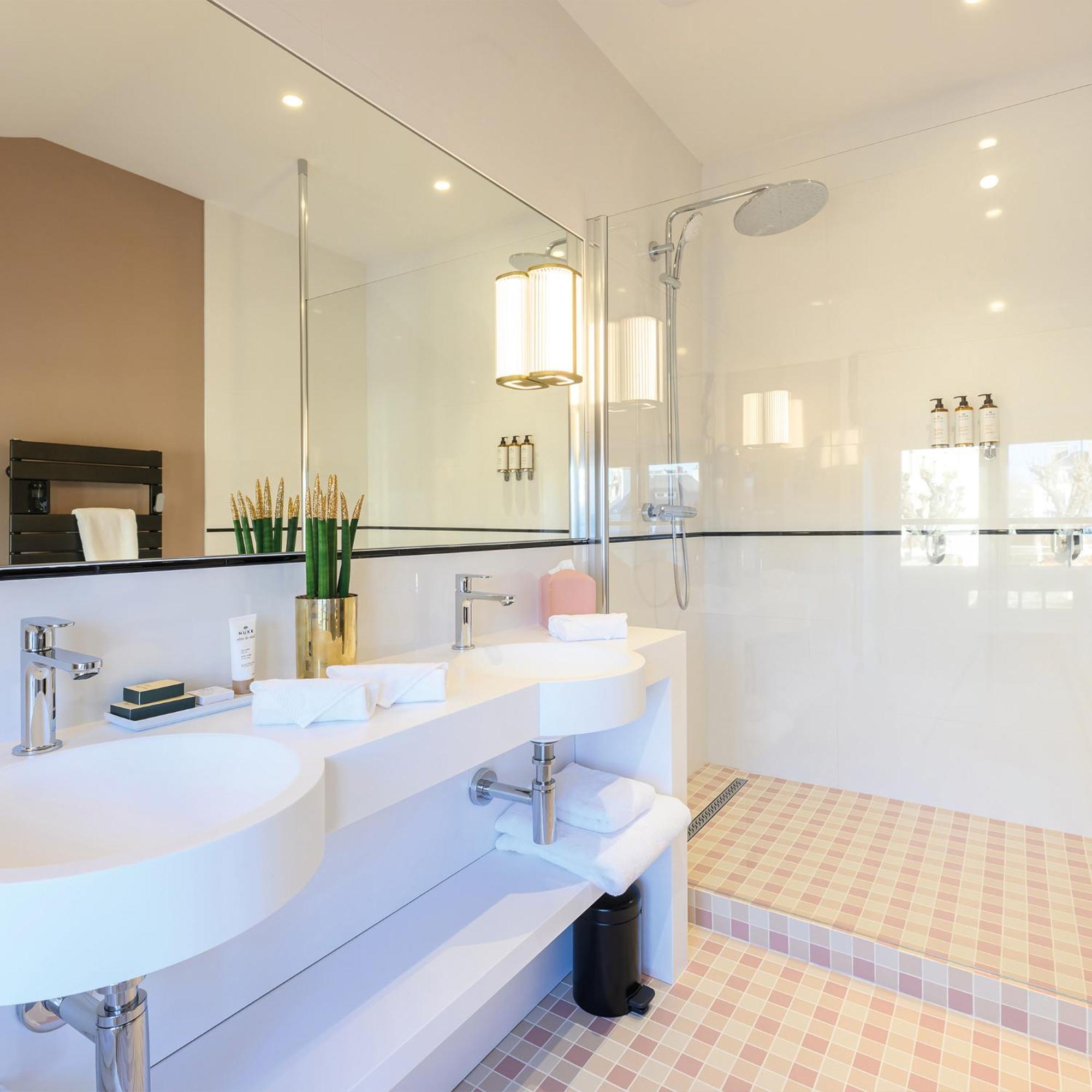 Les Suites Bb, Champagne Besserat De Bellefon Épernay Buitenkant foto